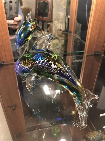 Grote foto mooi glas geblazen dolfijn geheel in fascinerende kleuren antiek en kunst glas en kristal