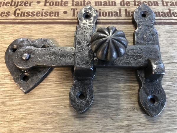 Grote foto valslot poortslot rustiek gegoten metaal zeer fraai tuin en terras overige tuin en terras