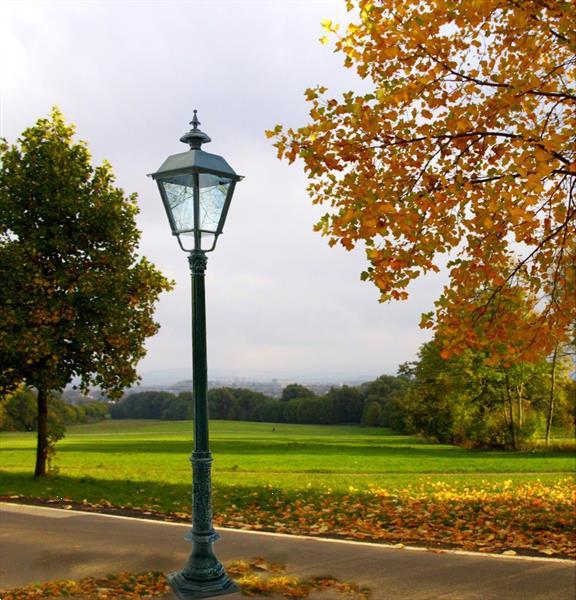 Grote foto buitenlampen tuinlamp nostalgie lampen parklantaarn retro tuin en terras verlichting