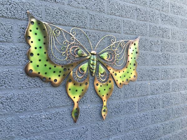 Grote foto grote metalen vlinder super mooi in kleur tuin en terras tuindecoratie