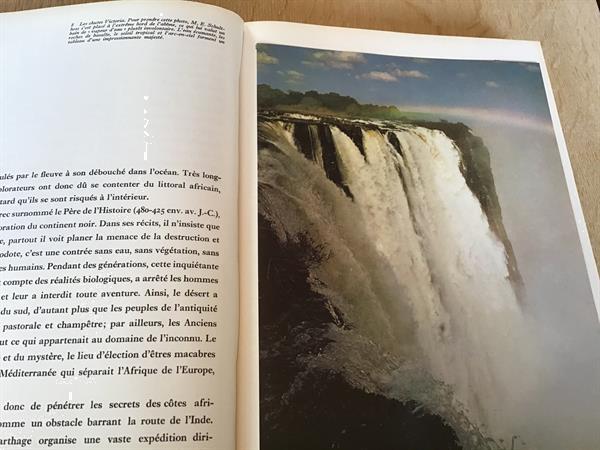 Grote foto afrika het oerwoud woestijn steppe een enorme .. boeken natuur