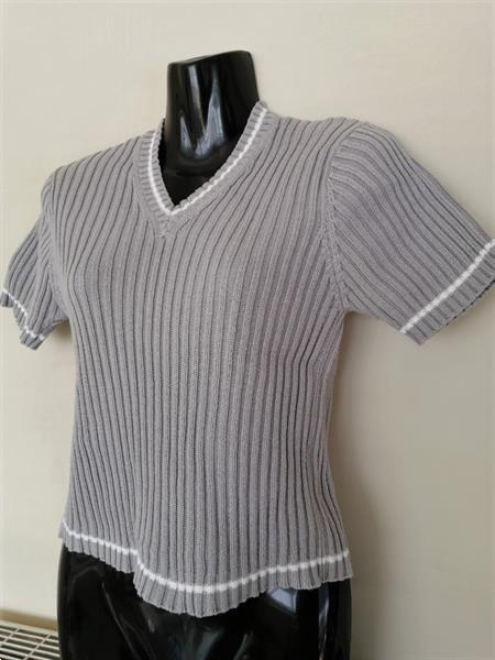 Grote foto rookgrijs truitje met v hals van maille street kleding dames tops