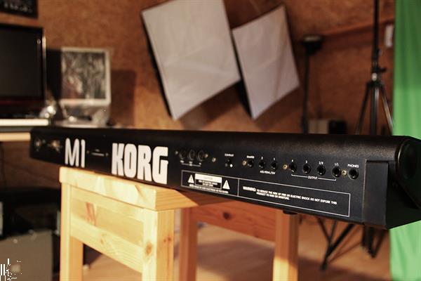 Grote foto korg m1 synthesizer workstation muziek en instrumenten keyboards