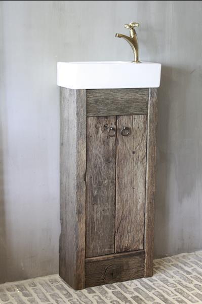 Grote foto landelijk oud eikenhouten toiletmeubel fontein wit doe het zelf en verbouw sanitair