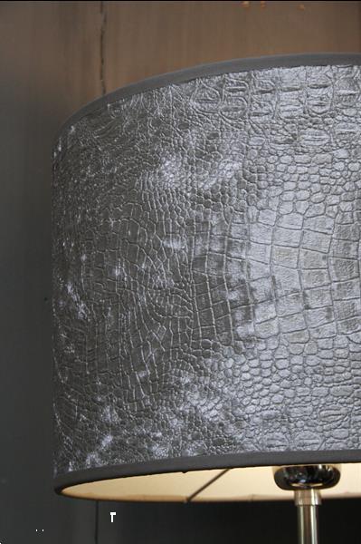 Grote foto tafellamp rond zilver chelsea velours kap eric kuster huis en inrichting tafellampen