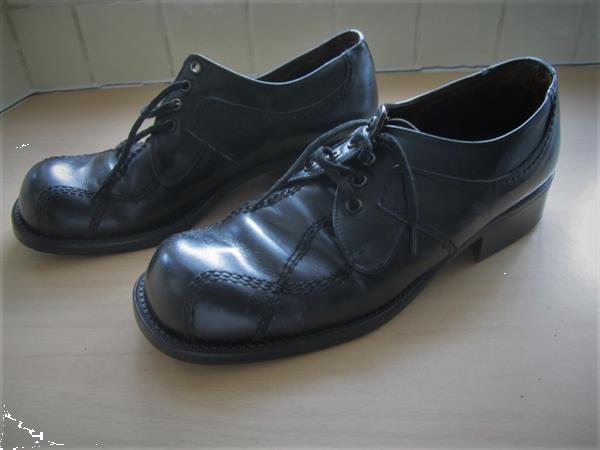 Grote foto kwalitatieve zwarte schoenen met sierstiksels 44 kleding heren schoenen