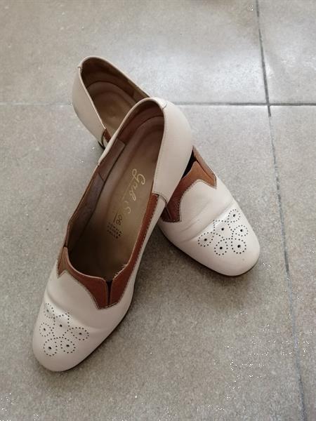 Grote foto cr mekleurige schoenen met brogue motief jaren 60 kleding dames schoenen