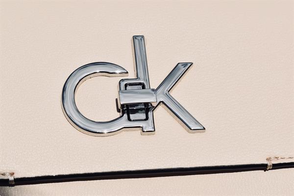 Grote foto calvin klein shoulder bag sieraden tassen en uiterlijk damestassen