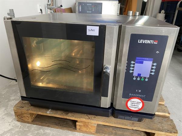 Grote foto leventi bakermat afbakoven kleurendisplay stoomoven 2010 diversen overige diversen