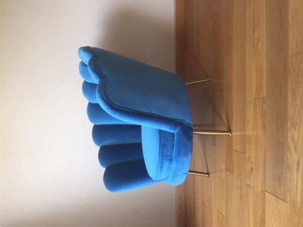 Grote foto art deco fauteuil blue velvet. nieuw huis en inrichting fauteuils