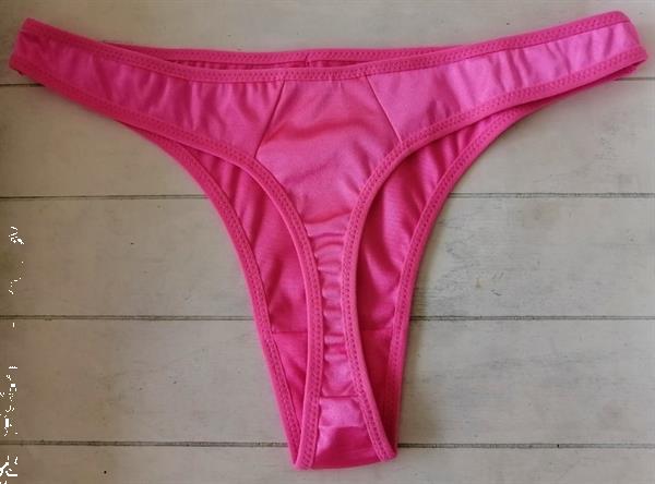 Grote foto gesatineerde string in fuchsia fel roze s m l kleding dames ondergoed en lingerie