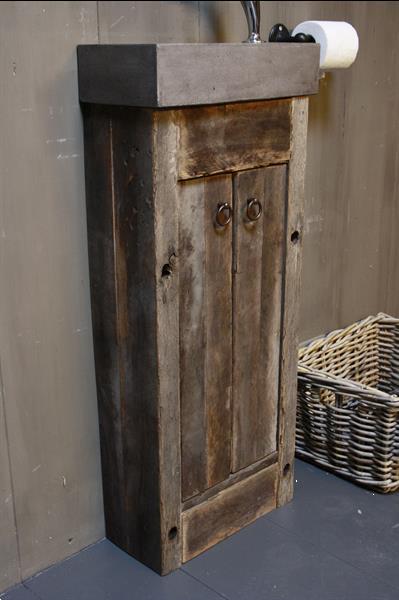 Grote foto oud eikenhouten landelijk toiletmeubel fontein dark grey doe het zelf en verbouw sanitair