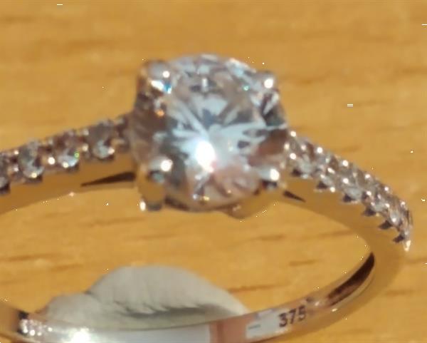 Grote foto dames ringetje wit goud 9 karaat met zirconia sieraden tassen en uiterlijk ringen voor haar