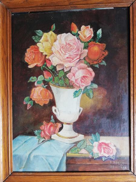 Grote foto stilleven op doek witte vaas met bloemen antiek en kunst klassiek