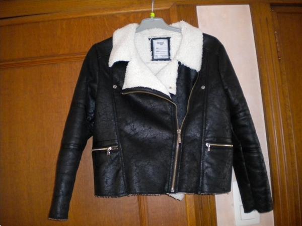 Grote foto zwarte leatherlook vest mayoral maat 152 kinderen en baby maat 152