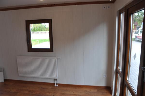 Grote foto houten chalet zweden rood extra warm caravans en kamperen stacaravans