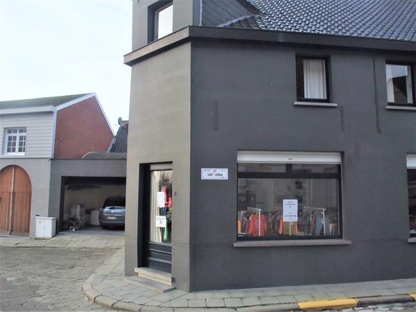 Grote foto winkel met woonplaats bedrijfspanden winkelruimte te koop