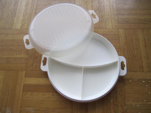 Grote foto handig 3 vaks magnetron bord met deksel huis en inrichting keukenbenodigdheden