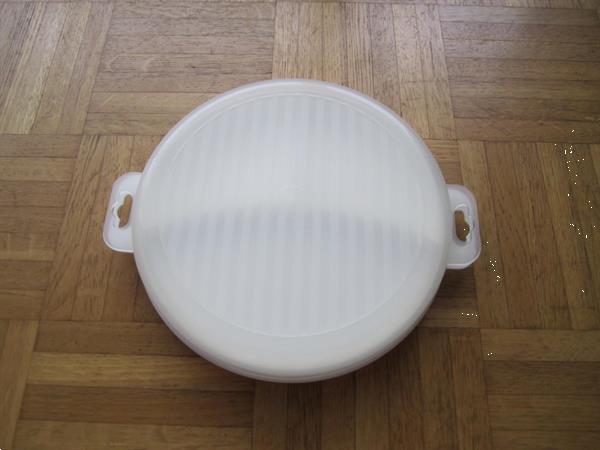 Grote foto handig 3 vaks magnetron bord met deksel huis en inrichting keukenbenodigdheden