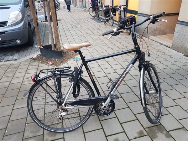 Grote foto stijlvolle koga herenfiets fietsen en brommers herenfietsen