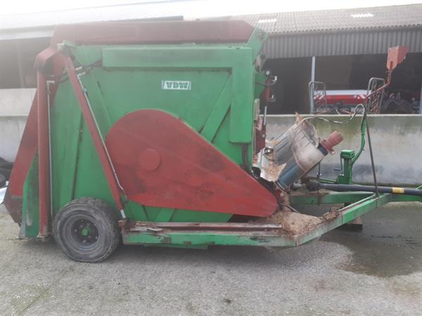 Grote foto voedermengwagen agrarisch landbouw