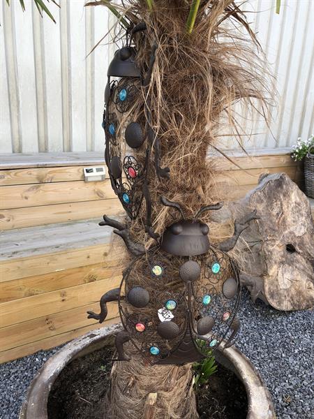 Grote foto set wandornament kevers metaal bruin met kleurkralen. tuin en terras overige tuin en terras