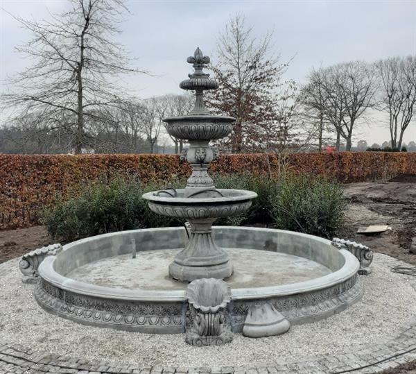 Grote foto klassieke engelse fontein tuin en terras fonteinen en waterpartijen