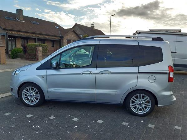 Grote foto ford tourneo courier 50.000km auto ford