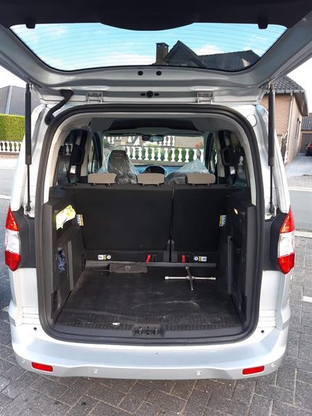 Grote foto ford tourneo courier 50.000km auto ford