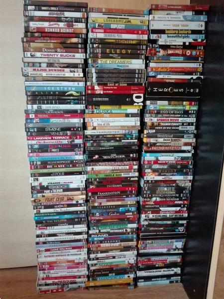 Grote foto verzameling van ongeveer 200 films cd en dvd film