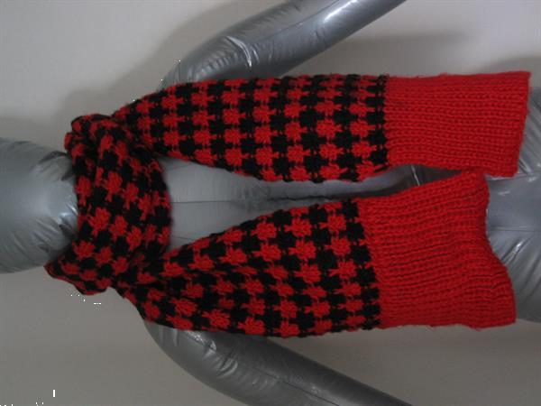 Grote foto sjaal rood en zwart h m divided kleding dames mutsen sjaals en handschoenen