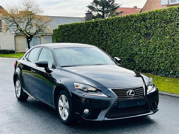 Lexus business car