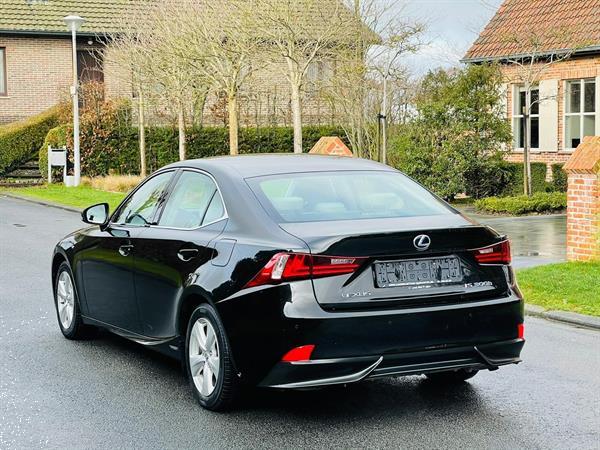 Lexus business car