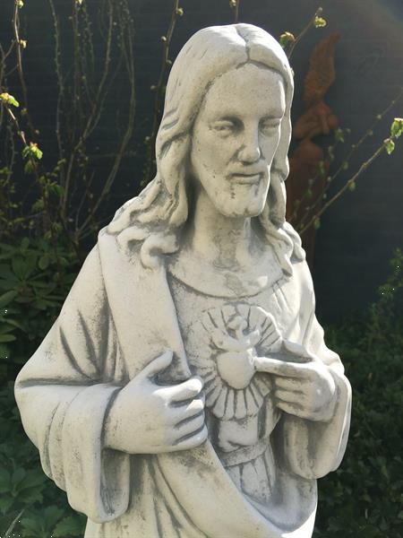 Grote foto jezus heilig hart beeld volle steen tuin en terras tuinbeelden en tuinkabouters