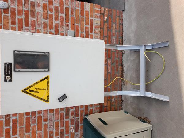 Grote foto werfkast te huur doe het zelf en verbouw elektra en kabels