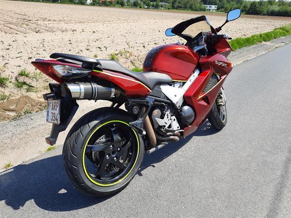 Grote foto honda vfr800 v tec motoren honda