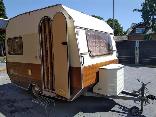 Grote foto nette retro kip caravan met registratiebewijs caravans en kamperen caravans
