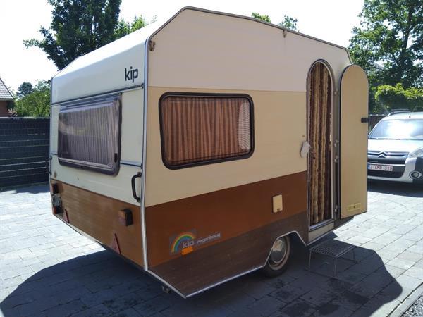 Grote foto nette retro kip caravan met registratiebewijs caravans en kamperen caravans