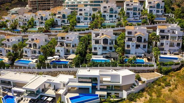 Grote foto immaculate villa in benalmadena huizen en kamers overige te huur