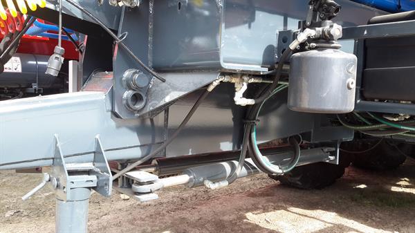Grote foto gronddumper agrarisch aanhangwagens