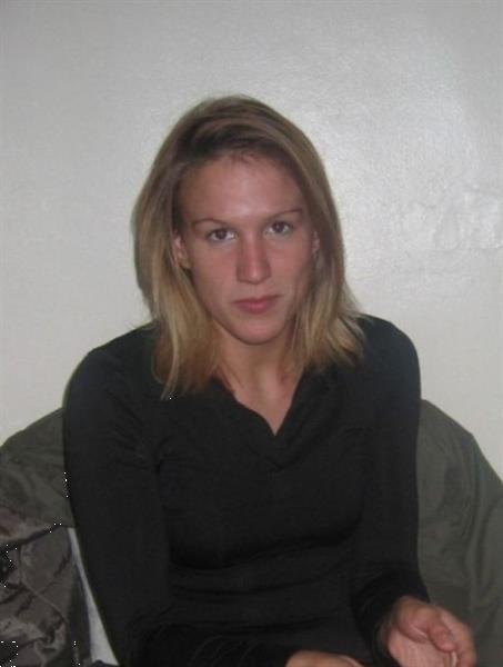 Grote foto op zoek naar contact contacten en berichten vrouw zoekt man
