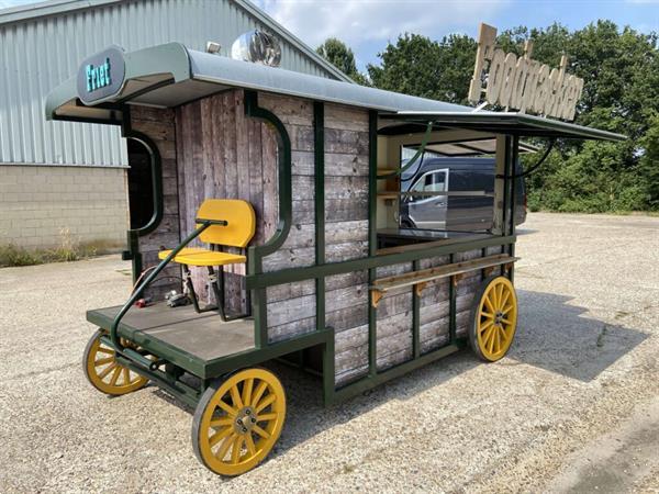 Grote foto foodtruck foodtrailer frietwagen verkoopwagen koets uniek witgoed en apparatuur algemeen