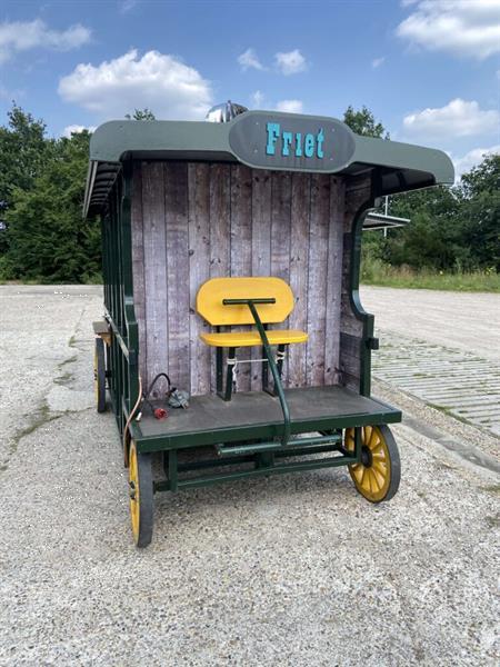 Grote foto foodtruck foodtrailer frietwagen verkoopwagen koets uniek witgoed en apparatuur algemeen