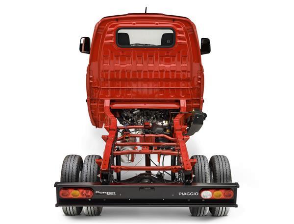 Grote foto piaggio chassis cabine vaste laadbak kipper auto piaggio