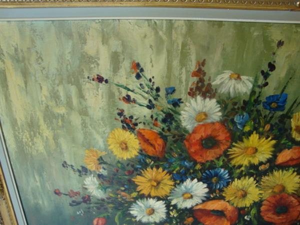 Grote foto schilderij stilleven met bloemen. antiek en kunst klassiek