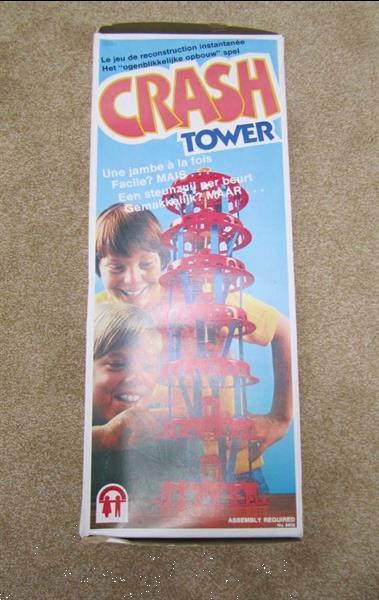 Grote foto vintage crash tower spel voor jong en oud kinderen en baby educatief en creatief