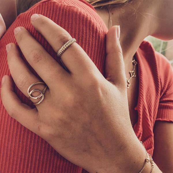 Grote foto excellent jewelry abstracte geelgouden ring met twee lussen kleding dames sieraden