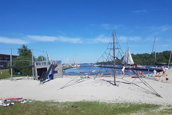 Grote foto stacaravan te huur op 5 vakantiepark in friesland vakantie nederland noord