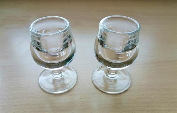 Grote foto 2 nieuwe druppelglaasjes op voetje verzamelen glas en borrelglaasjes