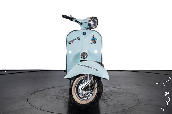 Grote foto vespa gt r 125 motoren piaggio